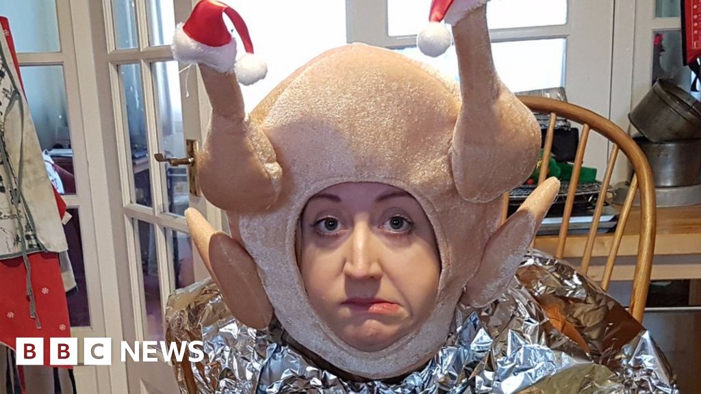 Ridiculous Christmas Outfits Raise £1500 Bbc News 8991