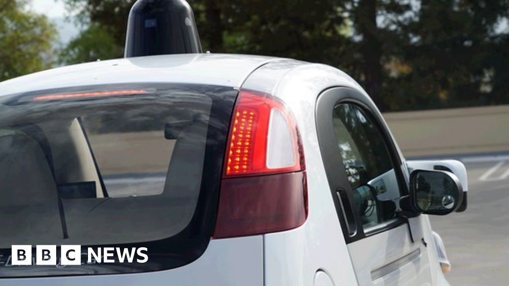 Google car pulled over for being too slow