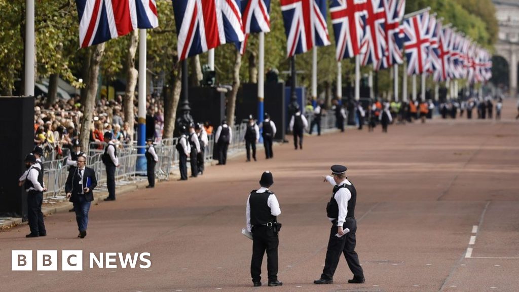 Queen Elizabeth II: North Yorkshire and Humberside Police support funeral operation Queen Elizabeth II: North Yorkshire and Humberside Police support funeral operation