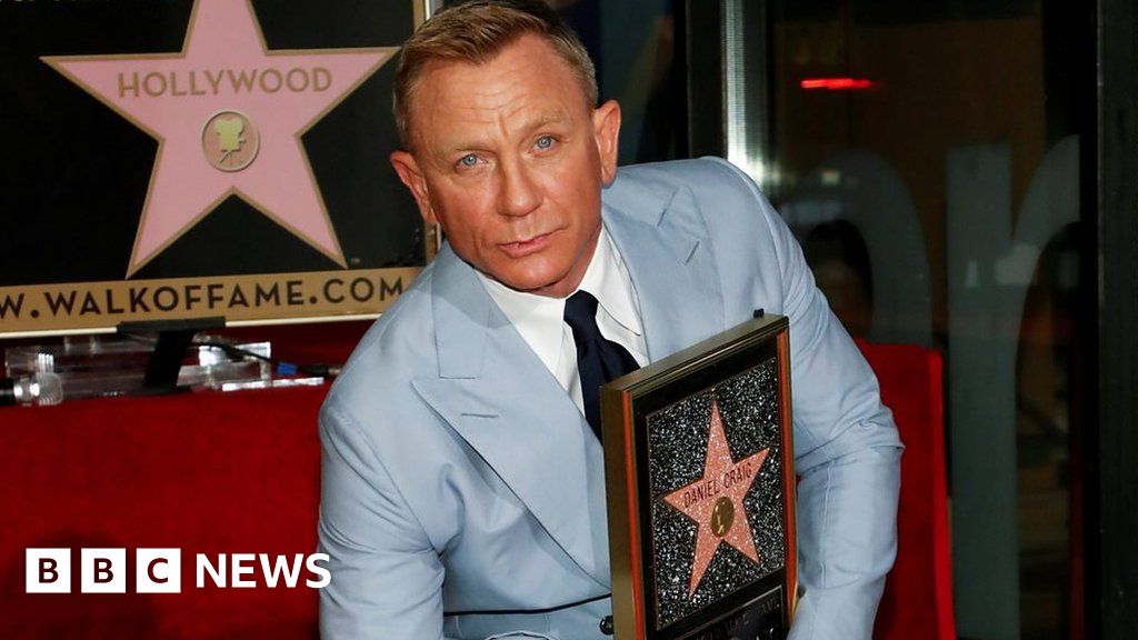 Daniel Craig: The latest star on the Walk of Fame