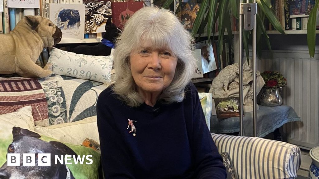 Novelist Jilly Cooper made a dame in New Year Honours BBC News