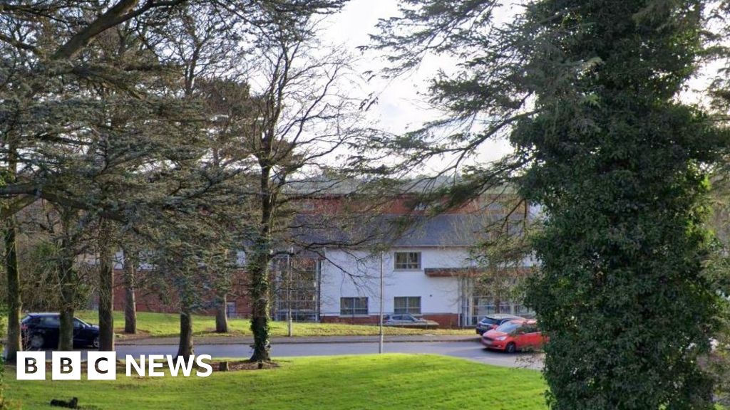 Shannon Clinic Mental health unit patients and staff treated in A&E