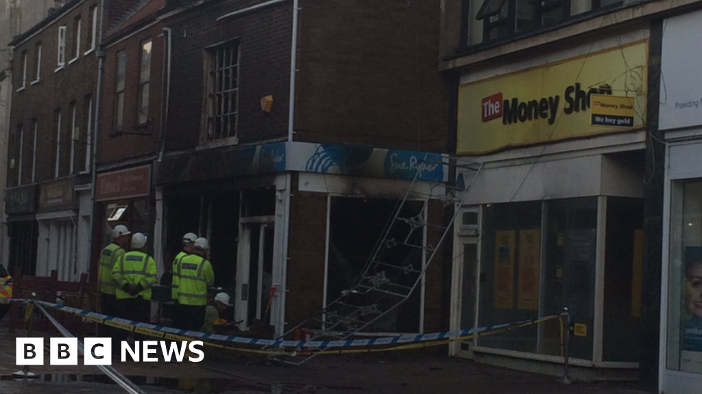 King's Lynn Sue Ryder shop investigated after fire