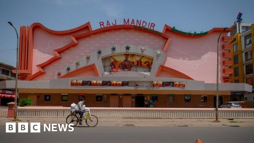 WM Namjoshi: Der Mann hinter dem indischen Kino, das wie Eiscreme aussieht