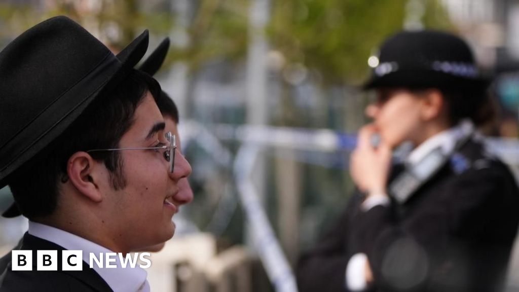 'Shocking but not unexpected': Jewish community reacts to Golders Green ambulance attack