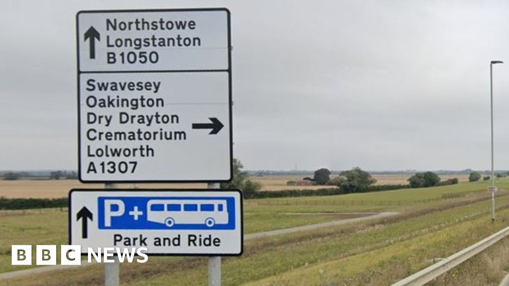 Cambridgeshire: 80 year-old couple killed in A1307 car collision 