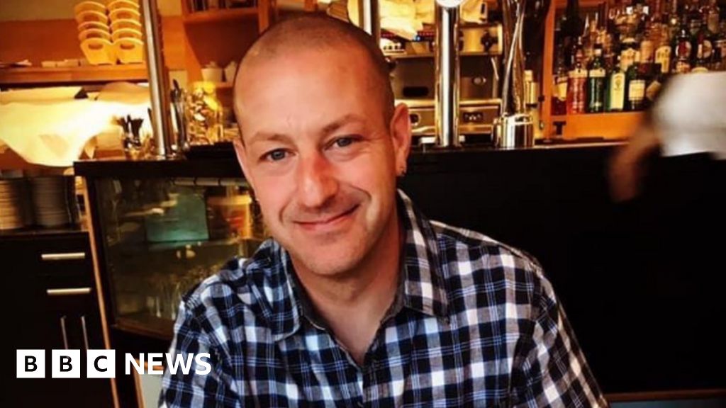 Canvey Island murder inquiry Matt Portwood was stabbed in neck BBC News