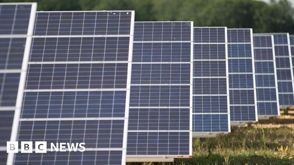 bbc.co.uk - Stuart Harratt - Peartree Hill solar farm near Beverley approved