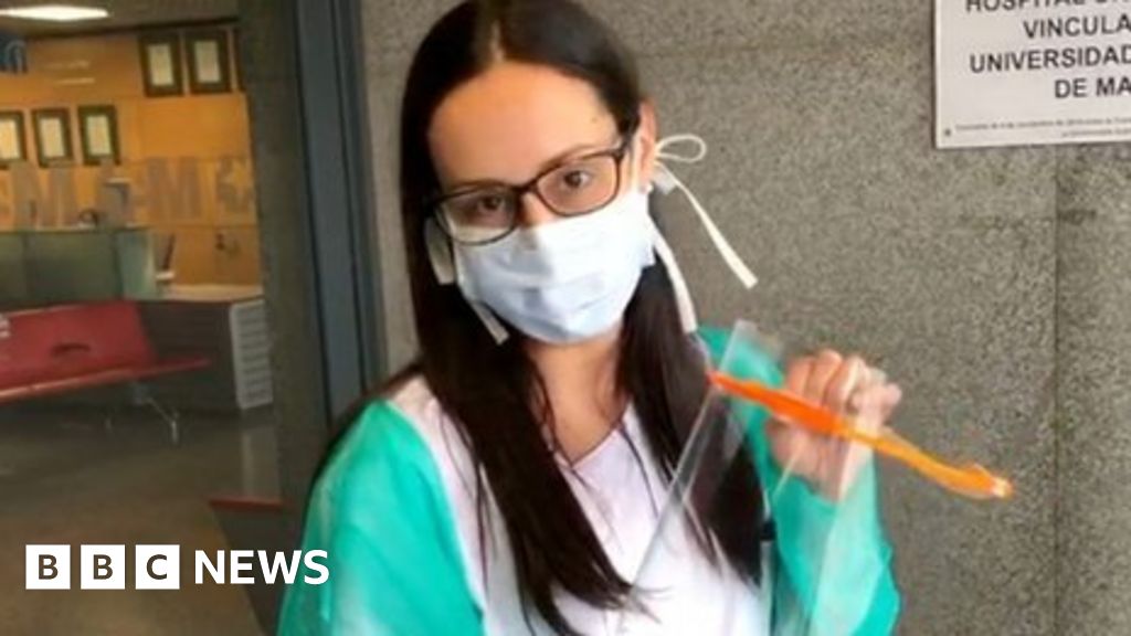 Coronavirus The volunteers making face shields for Madrid’s medical