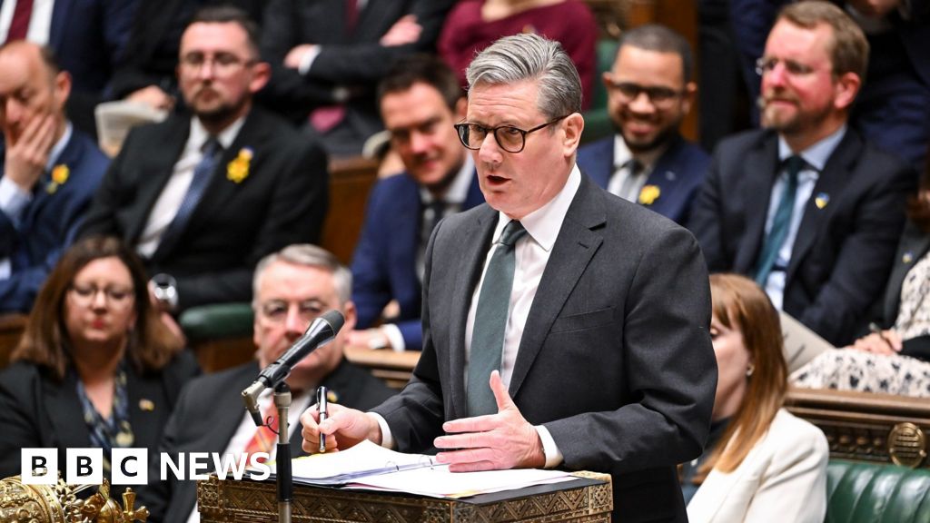 PM pays tribute to British troops after Vance comments