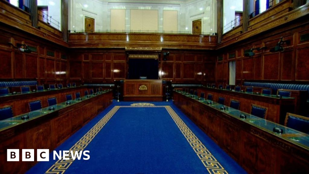 Ni Politicians Eye Life After Stormont Bbc News 2822