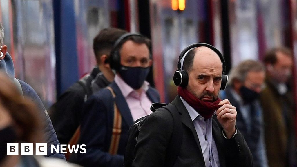 Mask-wearing on public transport sees big drop