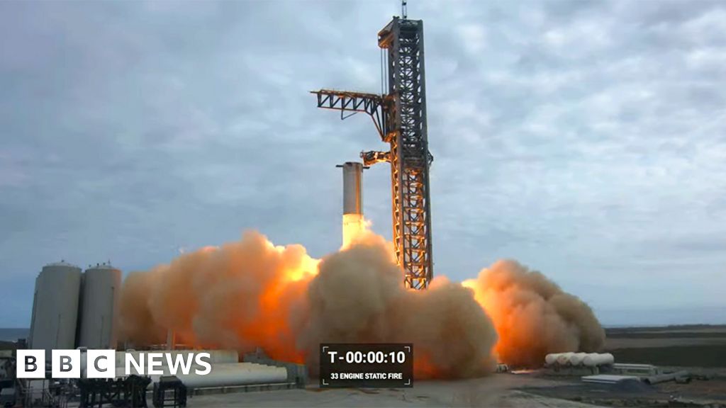 starship-spacex-tests-the-most-powerful-ever-rocket-system-bbc-news