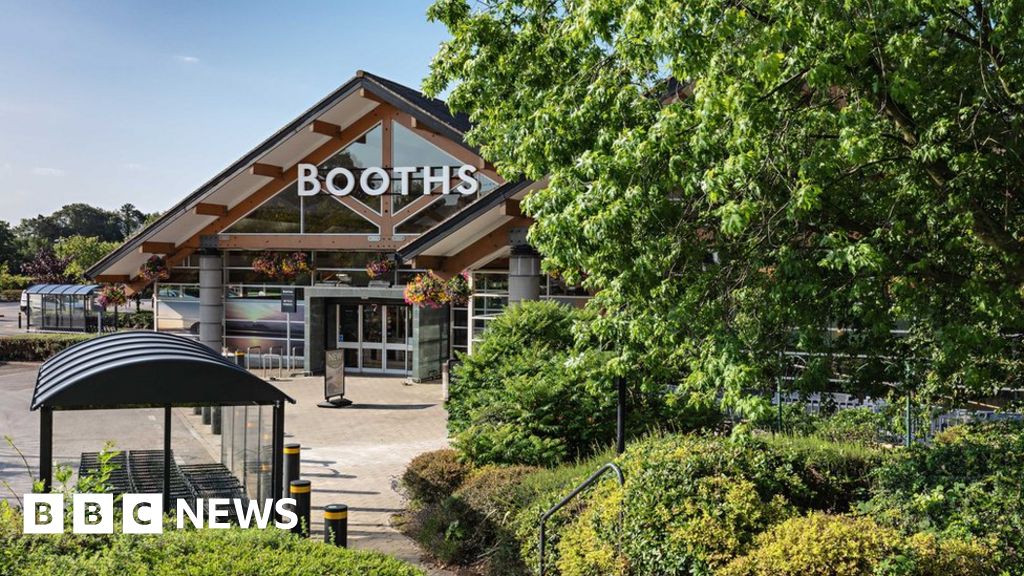 Coronavirus What are independent supermarkets doing to help? BBC News