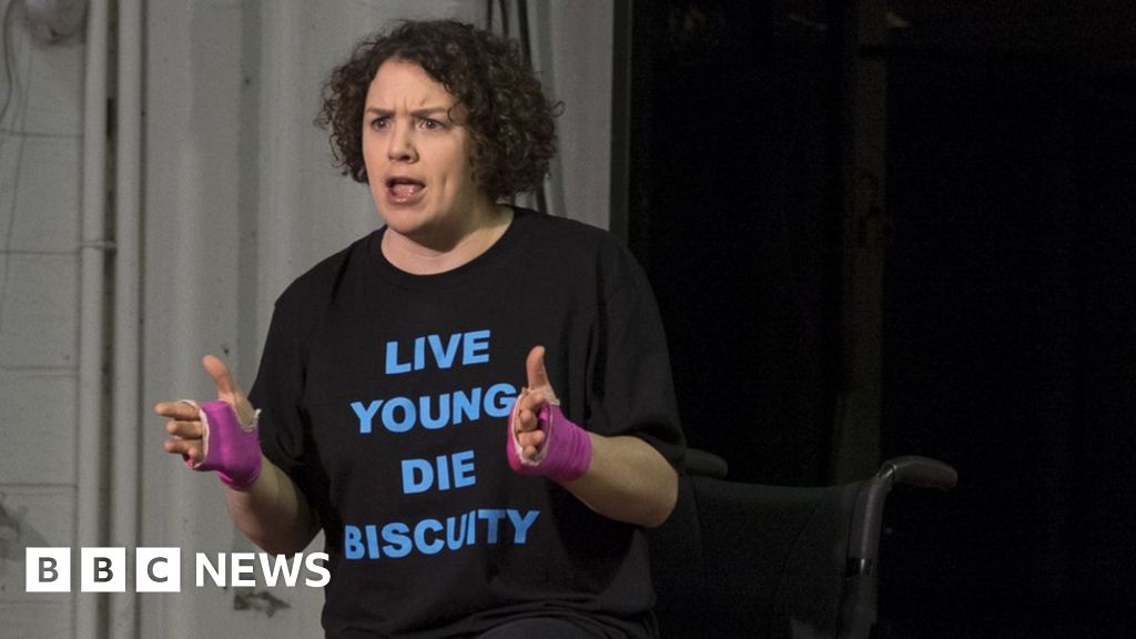 Edinburgh Fringe: Tourette s charity wants apology over award-winning joke