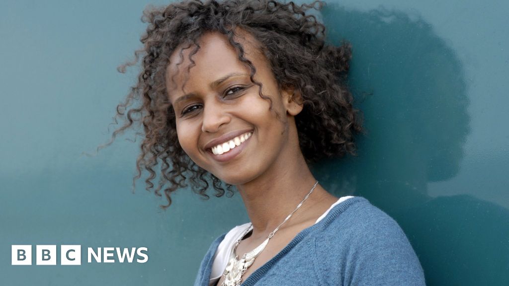 Wigtown Book Festival gets 'show back on the road'