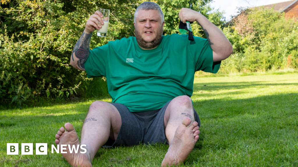 Toe wrestling competition returns for 50th year