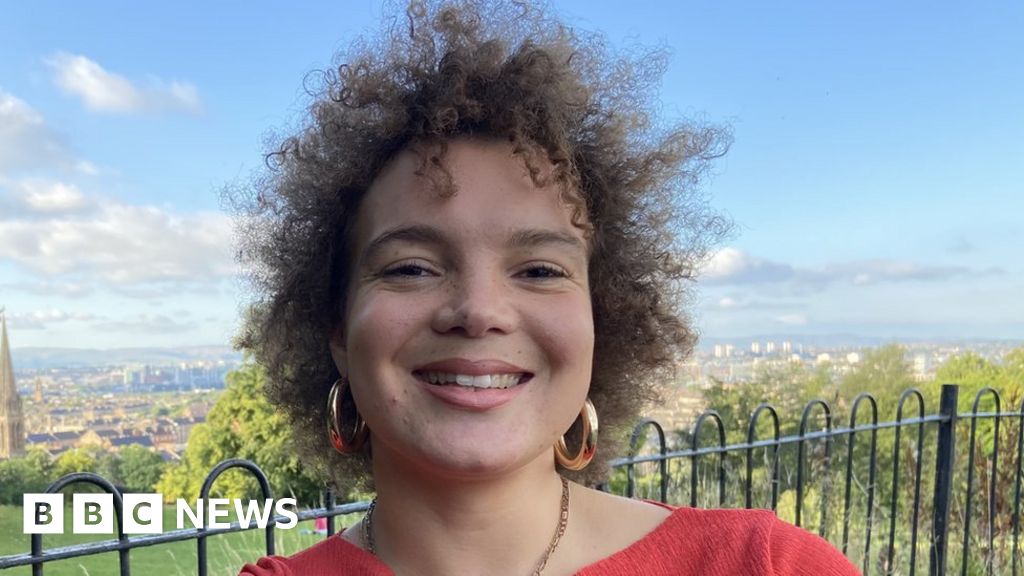 'Some people find it very unusual that I speak Gaelic' BBC News