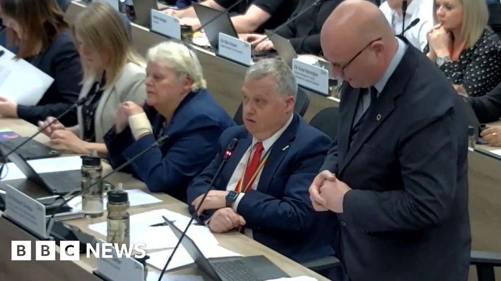 Burnley Council Opposes Blackburn Merger Amid Local Government Reorganization