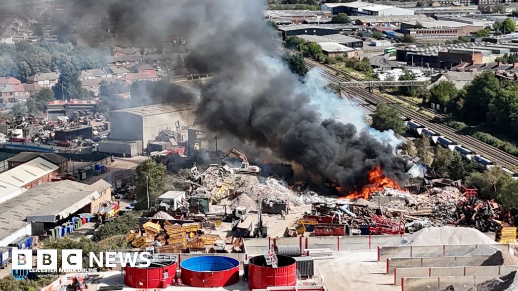 Major Fires Break Out at Recycling Centres in Houston, Leicester, Dunfermline