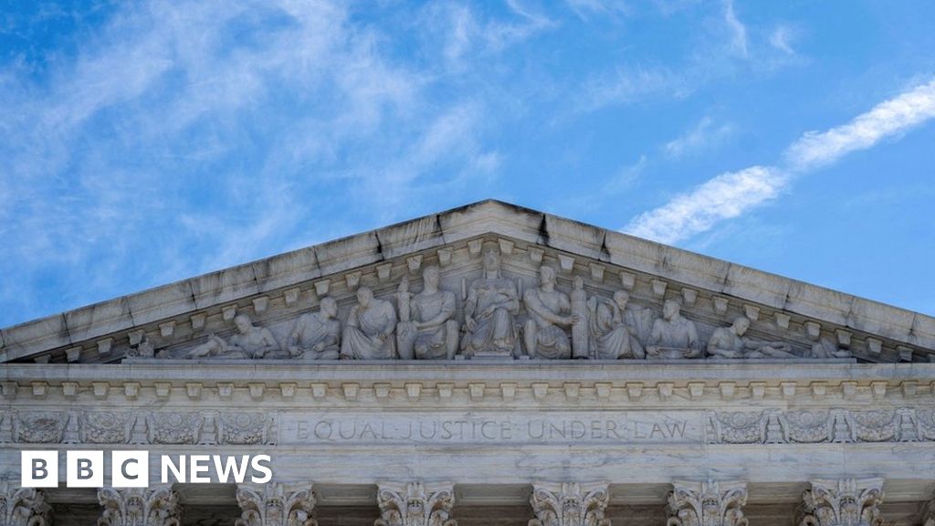 Supreme Court hears case on government\'s role in tackling online disinformation in the US