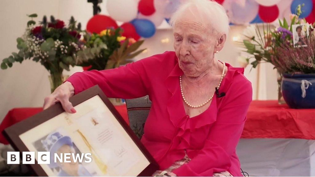 watch-hundred-year-old-gets-surprise-royal-telegram-day-after-queen-s