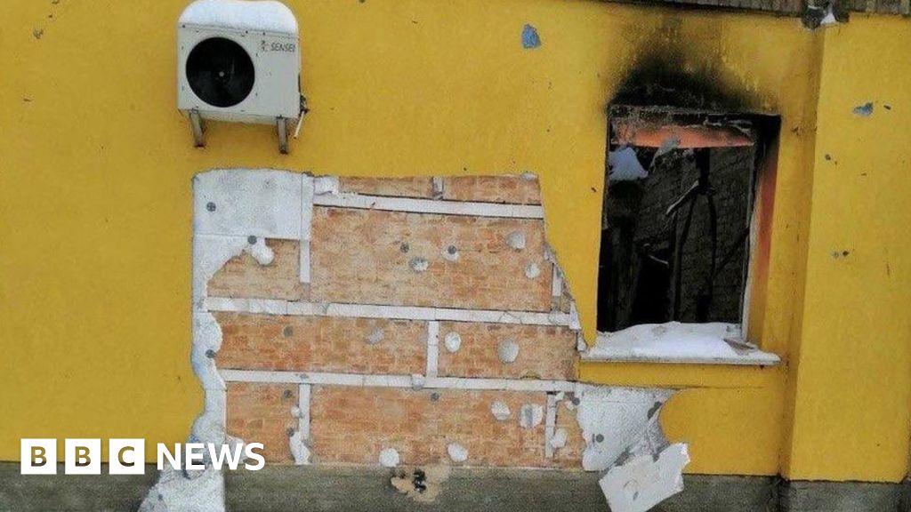 Police foil group trying to steal Banksy mural from Ukraine wall