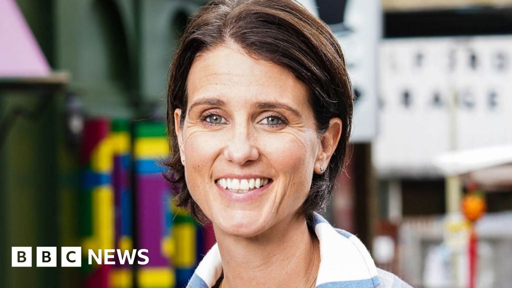 EastEnders star Peace reveals cancer treatment