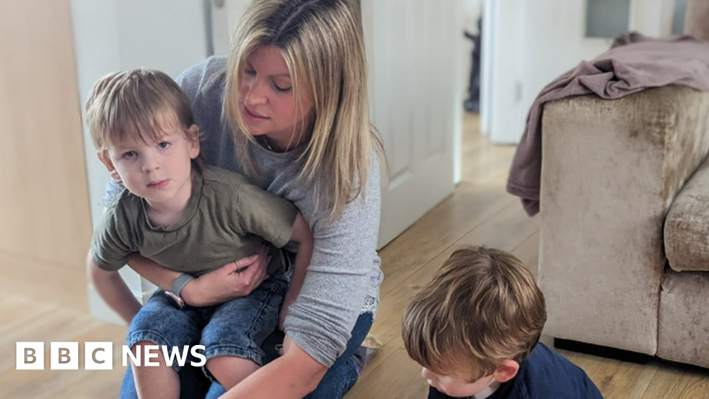 Mum says autistic twins unable to start school after reports delayed
