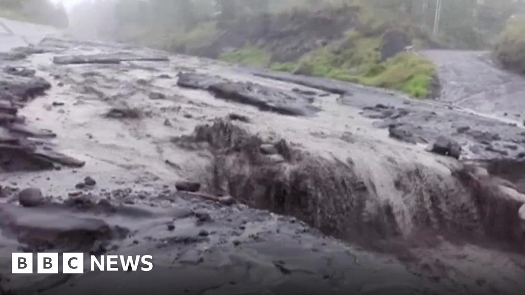 Philippines Volcanic mudflows sweep away roads BBC News