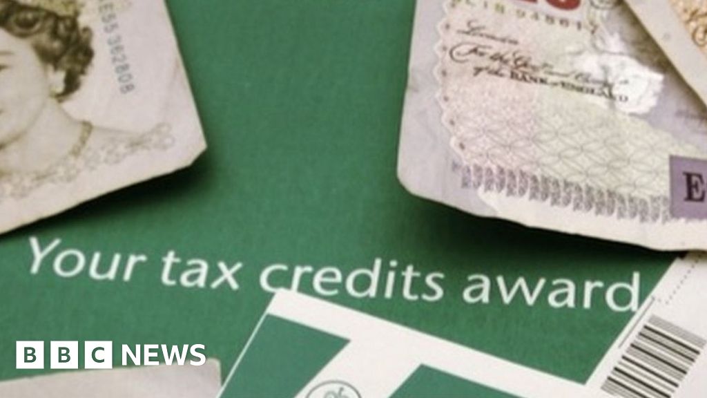 Tax credits caution urged after HMRC error