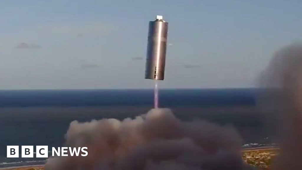 SpaceX: Musk's 'Mars ship' prototype aces 150m test flight - BBC News