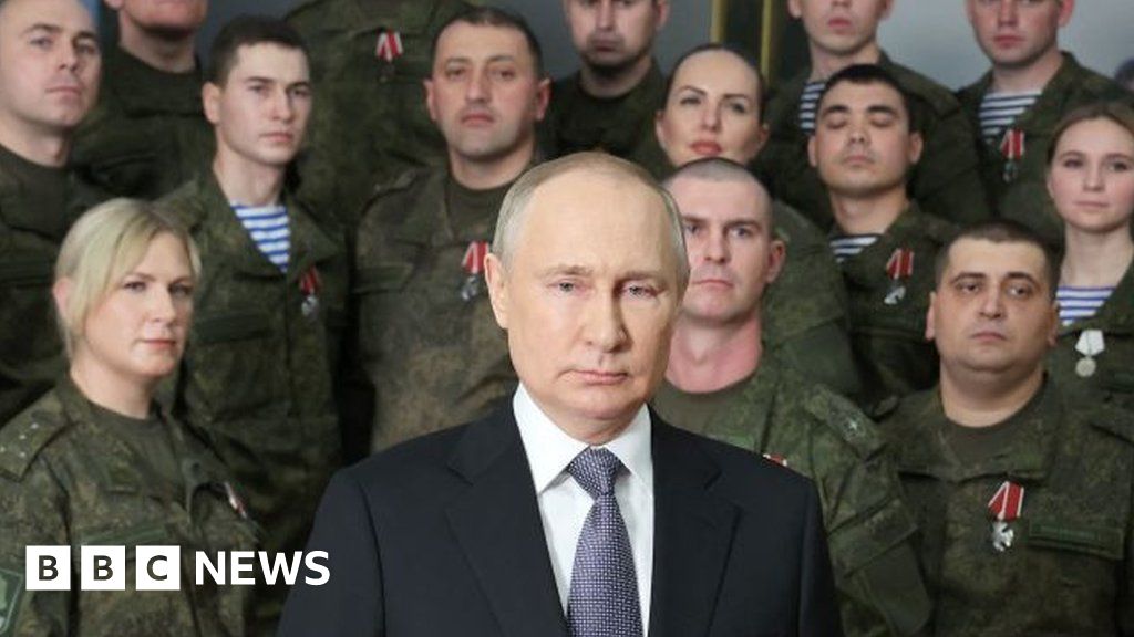 Ukraine war: What does facial recognition software make of Putin’s backdrop crowd?