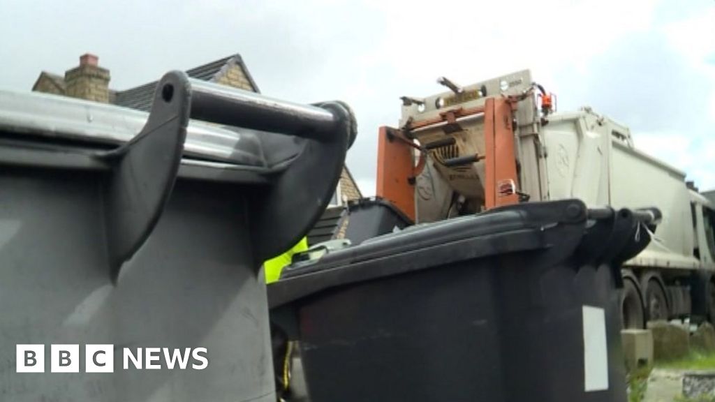 Kirklees bin workers vote to strike after suspensions BBC News