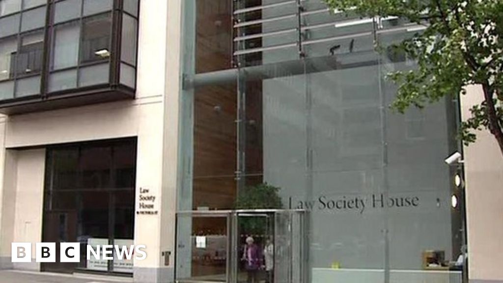 Law Society in Nama evidence call - BBC News