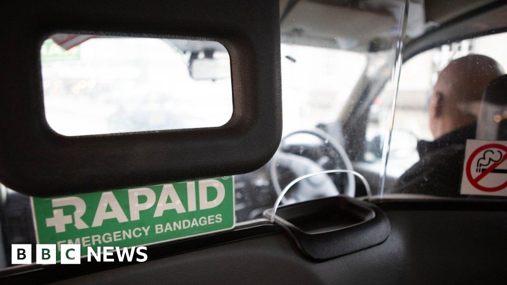 Exeter taxi cabs to carry 'lifesaving' bandages BBC News