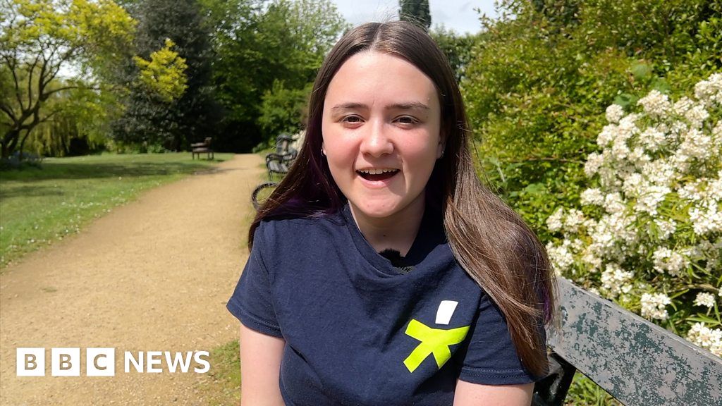 Tourette's syndrome: Cheltenham TikToker raising awareness online