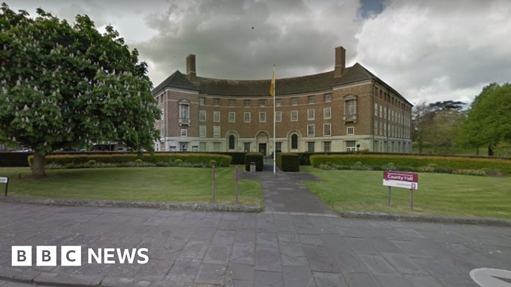 Council tax to rise in Somerset despite extra cash BBC News