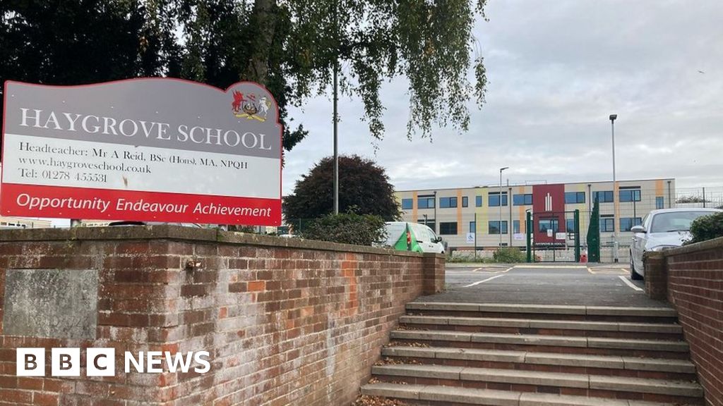 Somerset school to be rebuilt after faulty construction work