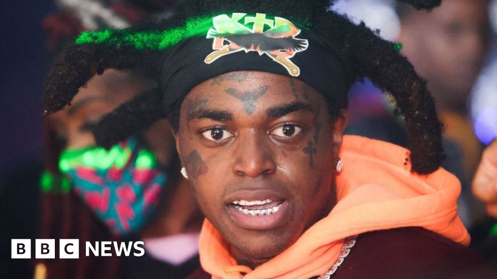 Rapper Kodak Black pleads guilty to assault and battery pic