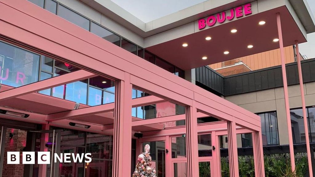 Boujee: Planning permission refused for bright pink canopy