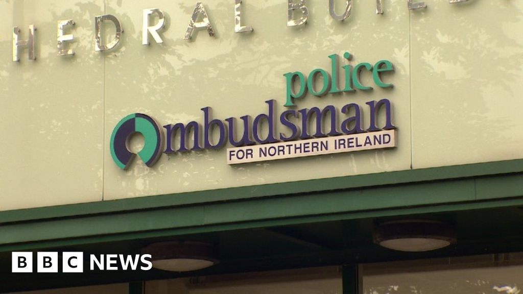 Psni Officers Cleared Of Assaulting Man During Enniskillen Arrest Bbc News 