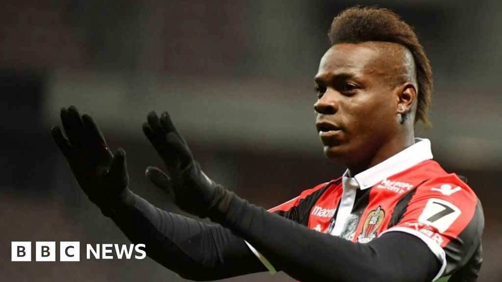 Марио балотелли сьон. Марио балотелли. Balotelli ogc nice. Марио балотелли. Фото балотелли 2015.