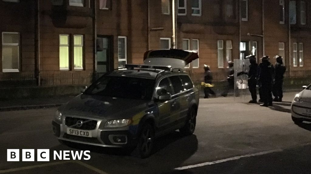 Riot Police Called To Glasgow Flat After Man Barricades Himself Inside