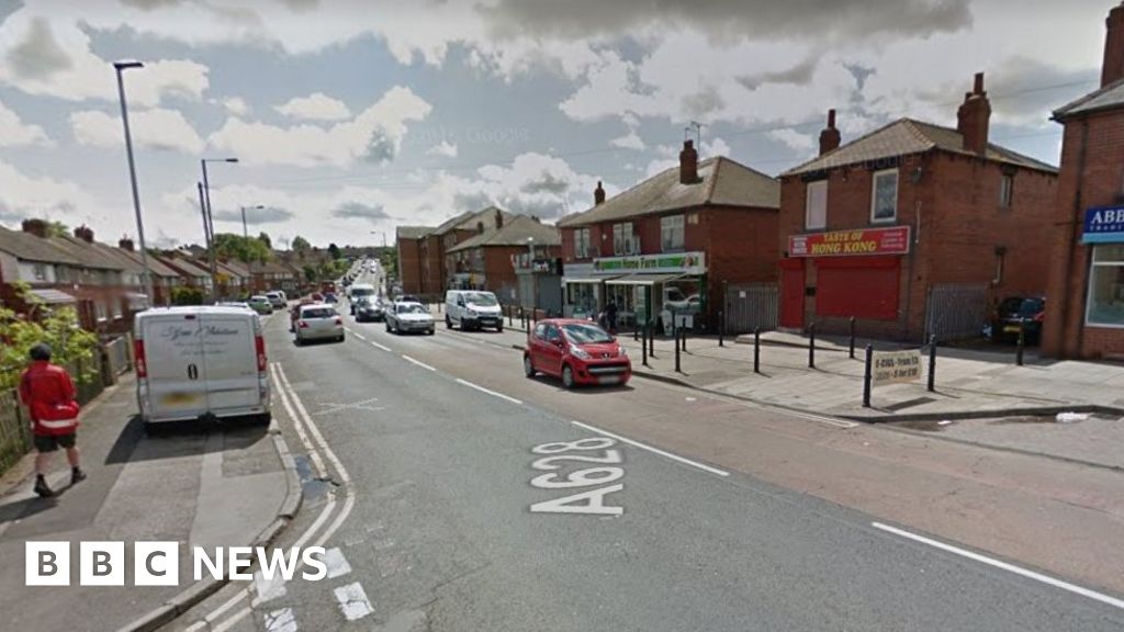 Barnsley: Police Appeal Over Violent Assault On Officer - BBC News