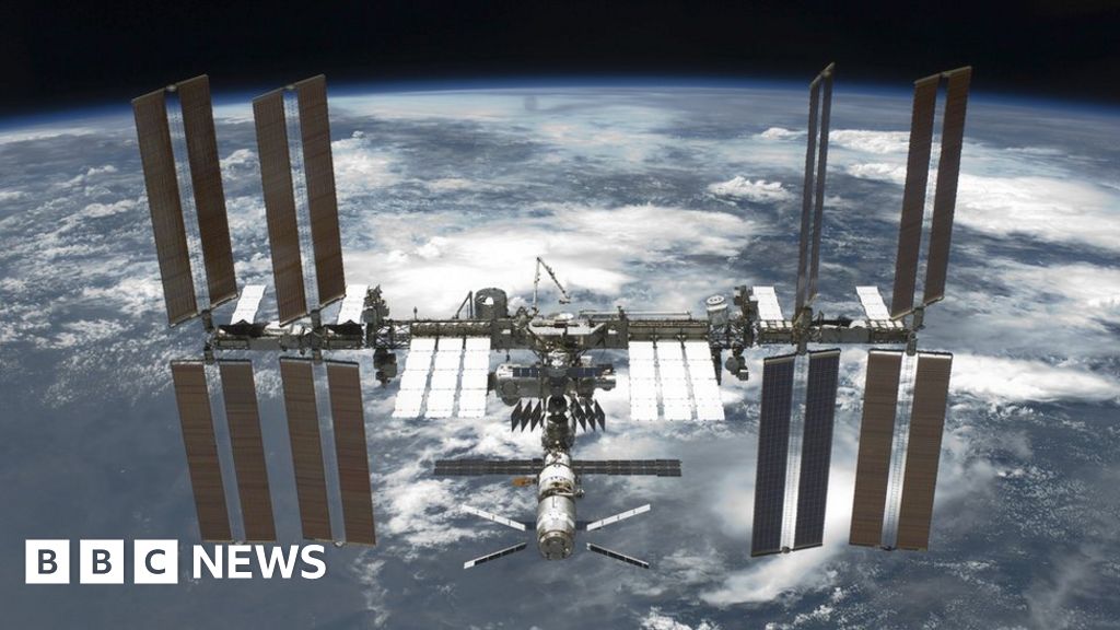 Nasa to open International Space Station to tourists thumbnail
