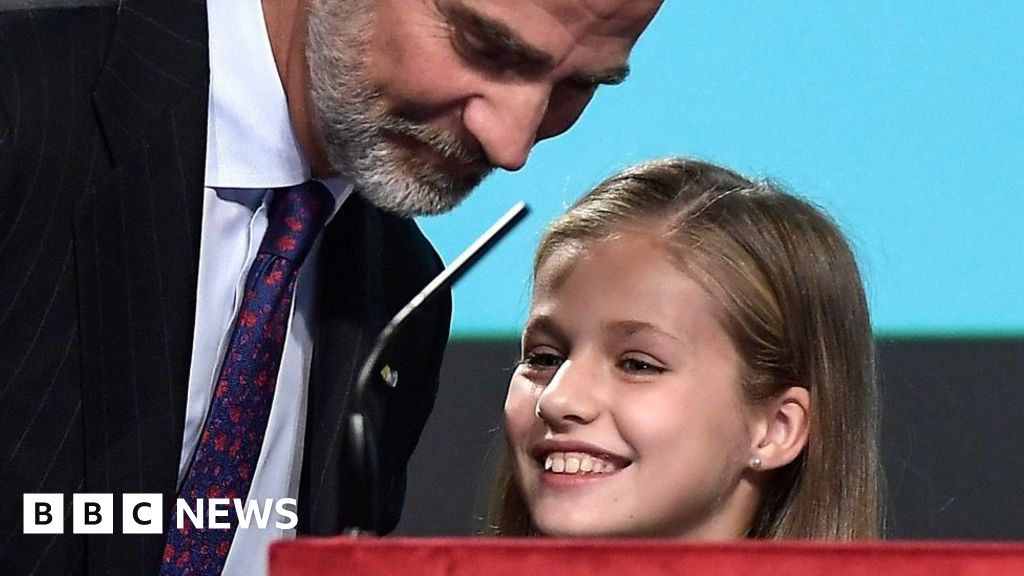 Spain S Princess Leonor Delivers First Speech On Her Birthday Bbc News