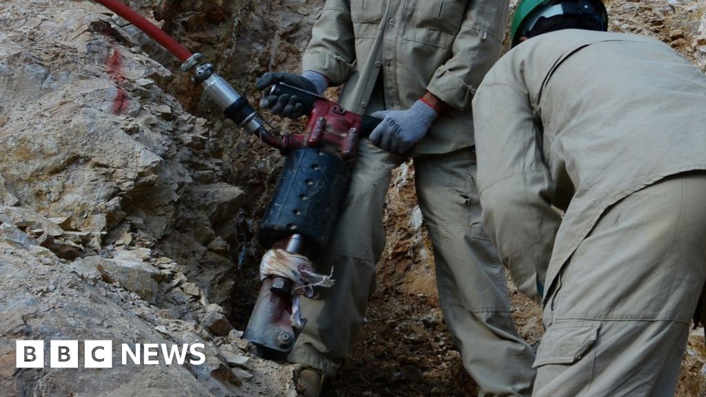 Afghan gold mine collapse kills 30