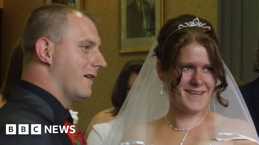 Killer wife Lorna Middleton jailed for minimum of 18 years