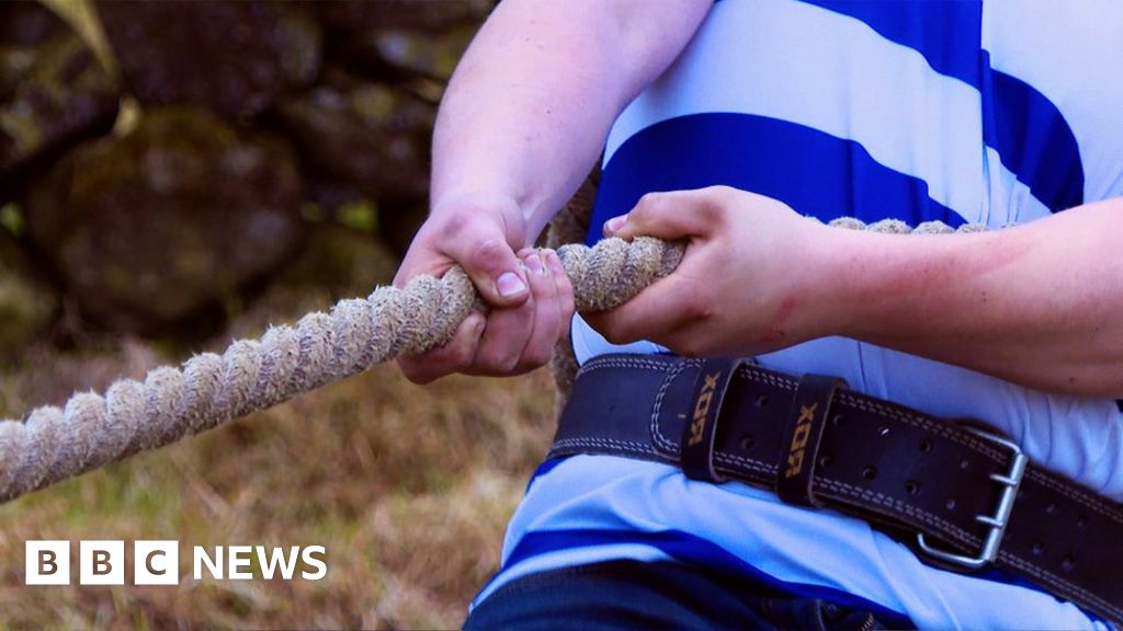 Balmoral Show The Battle To Be Tug Of War Champions Bbc News